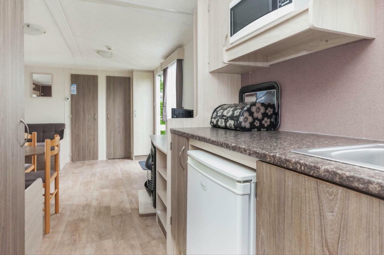 Mb Zeeuwse Mobile Home Hoek Eksteriør billede